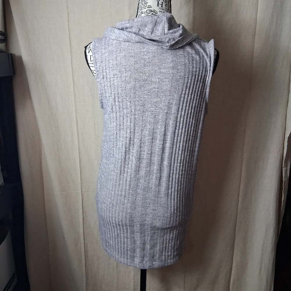 Cupio Medium Top - Picture 4 of 5